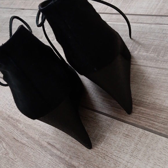 BURBERRY..BENTON WEDGE CALF HAIR BOOTIE..SIZE 36 - Picture 5 of 10